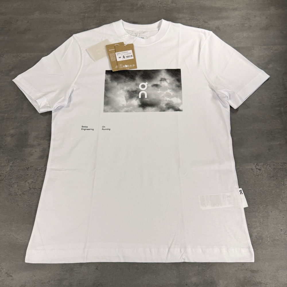 On Cloud Running Graphic T Shirt Cloudlocker Mens‎ M White Organic Cotton Tee